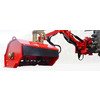 Broyeur d'accotement à fléaux 80 cm avec large déport hydraulique sur bras – Inclinable à la verticale - Cardan et attelage trois points Torros