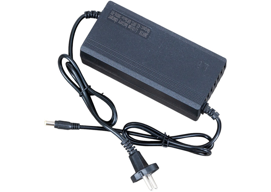 Brouette électrique 3 roues 300kg benne basculante - batterie 40V / 6Ah Torros - 13