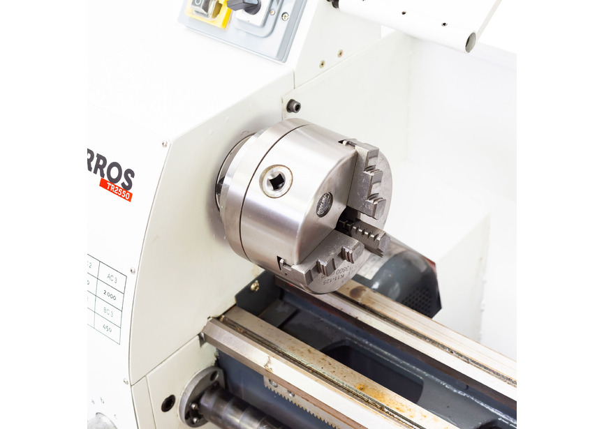 Tour à métaux d'établi hauteur des pointes 125 mm entre-pointes 550 mm alésage 26 mm 0,75 kW 230V 6 vitesses Torros - 4