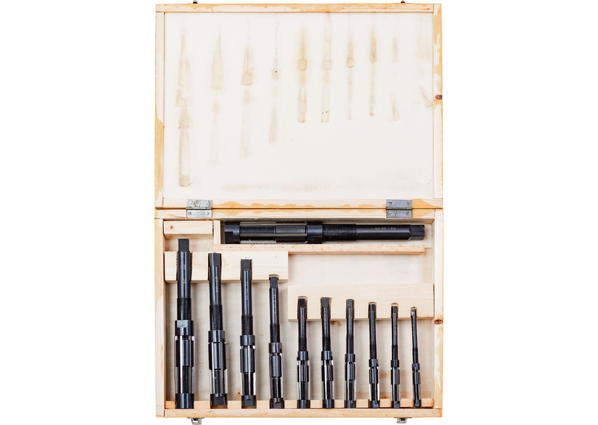 Jeu d'alésoirs à main réglables HSS M2 diam. 12 - 38,75 mm – kit professionnel de 11 pièces MW-Tech