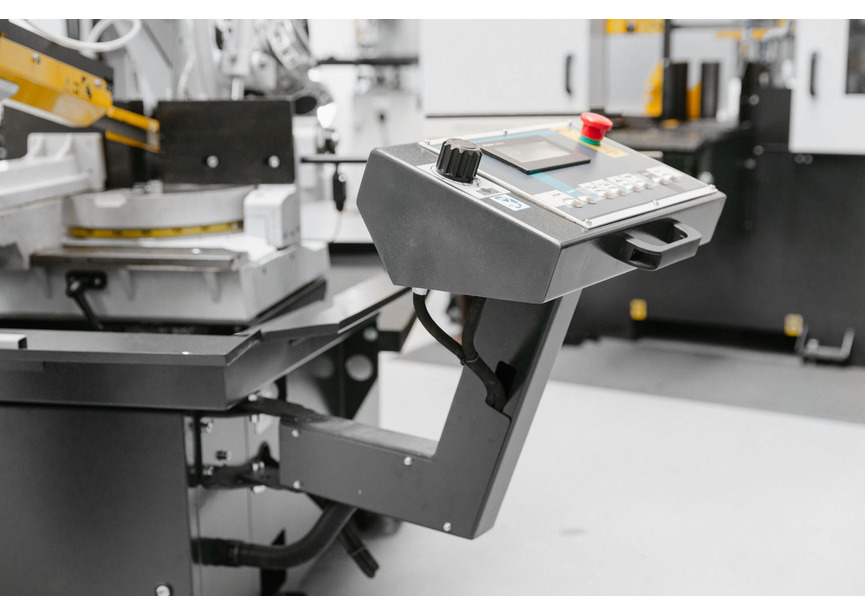 Scie à ruban semi-automatique pour métaux -60/+45° capacité 300 mm 2,4 kW 400V variateur de fréquence 20-100 m/min Metallkraft - 9