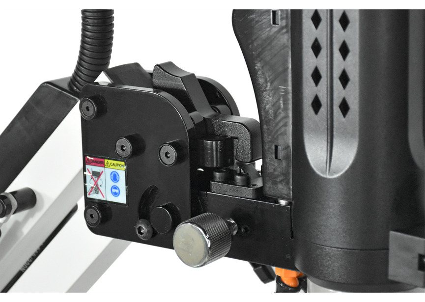 Bras de taraudage électrique M6 à M24 écran tactile PLC servo 1,2 kW 230V  système de soufflage et lubrification auto MW-Tech - 4